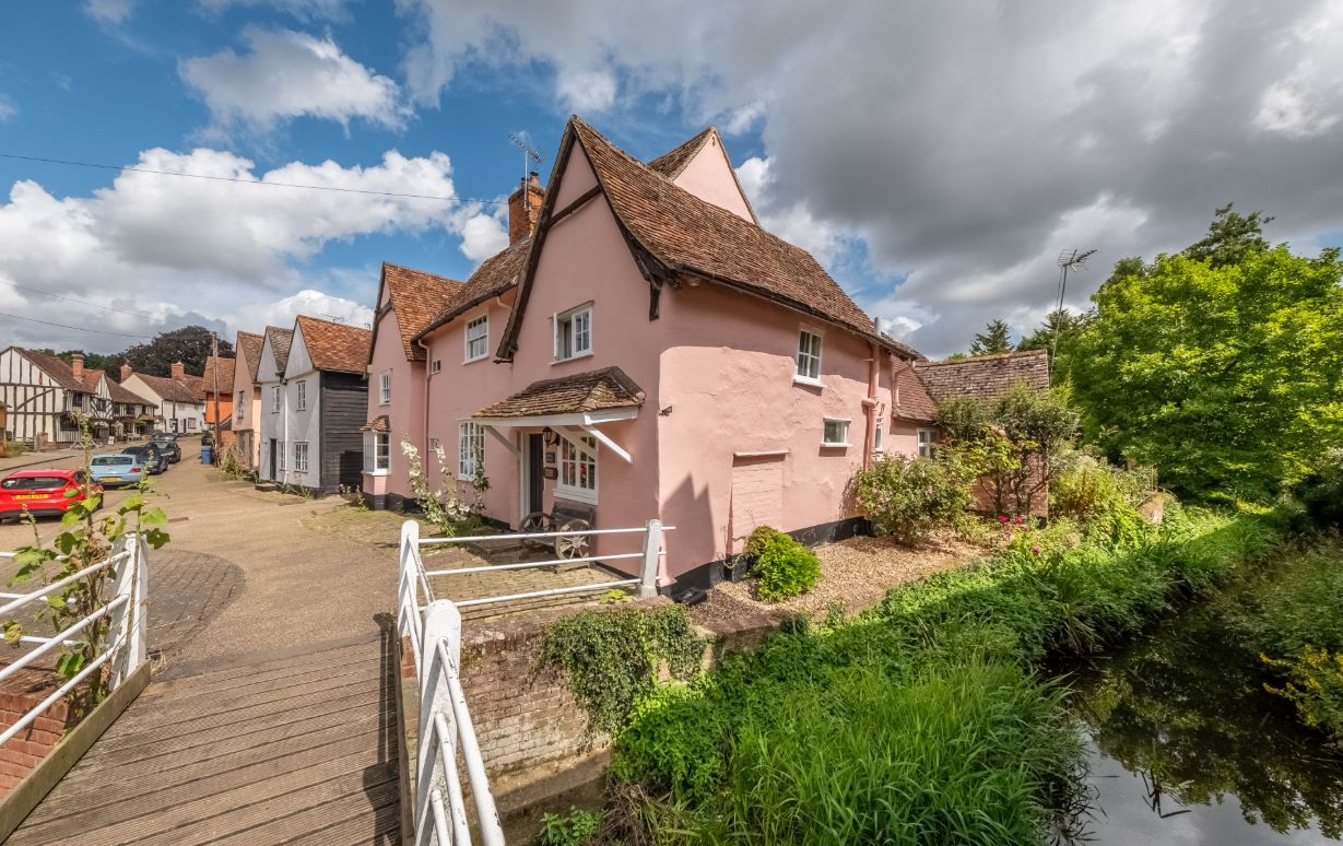 Bridge House - Historic Timber-Framed House in Kersey