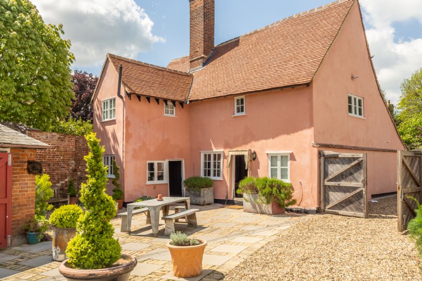 The Old Post Office - Historic Suffolk holiday accommodation